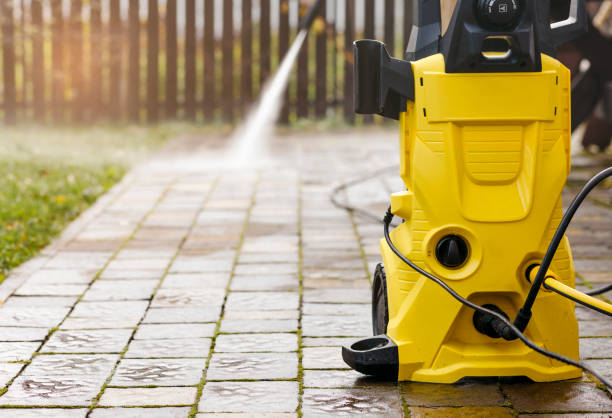 Best Parking Lot and Garage Cleaning  in Lorenz Park, NY